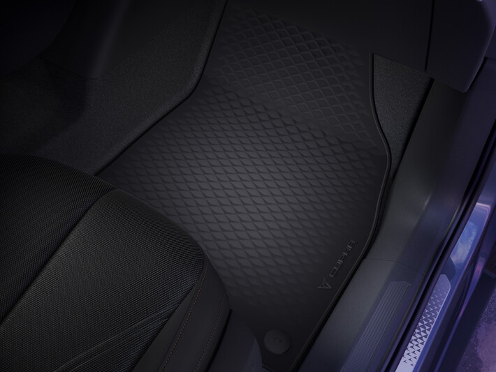 Gumové koberce, CUPRA Tavascan