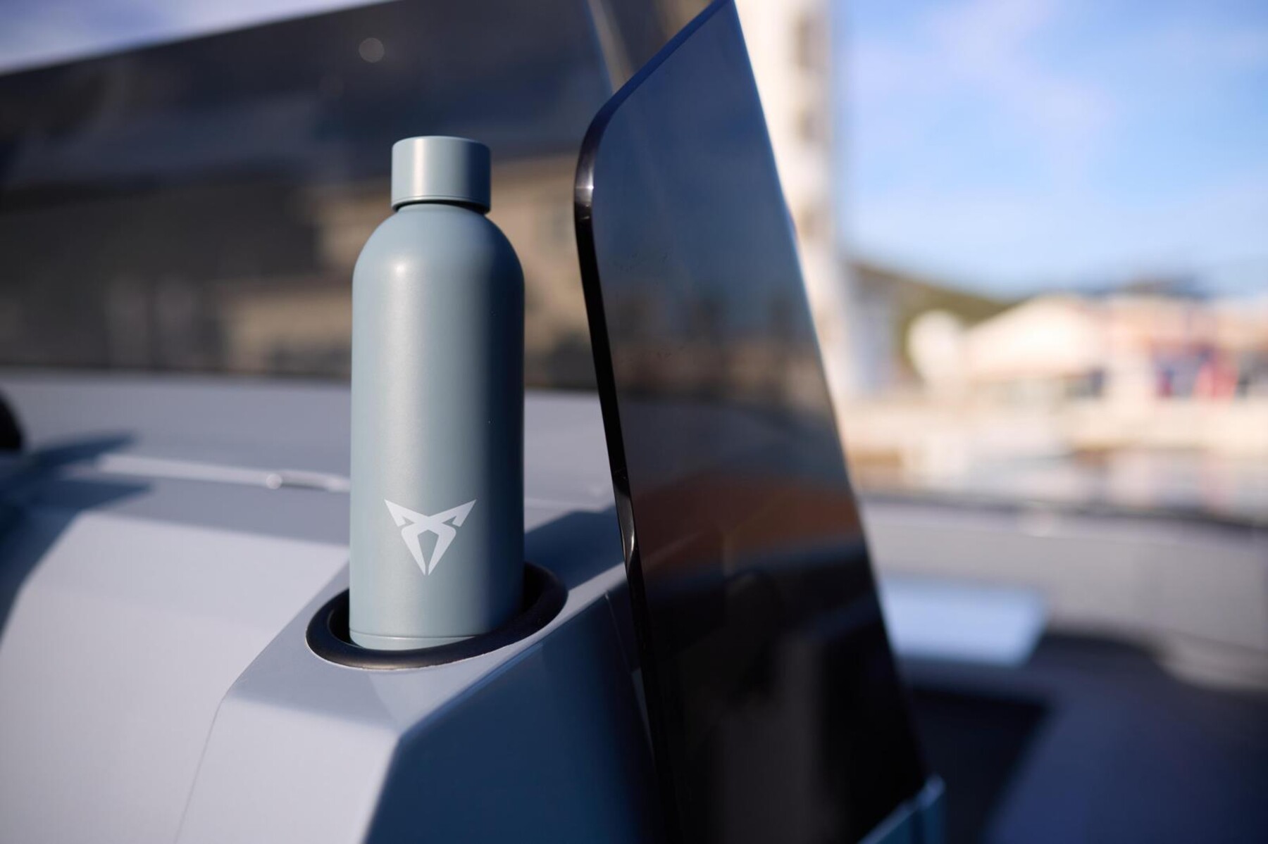 Láhev America's Cup x CUPRA